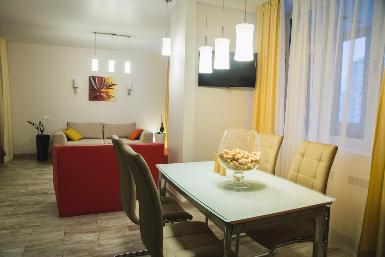 Apartments Pleasure Kiev Extérieur photo
